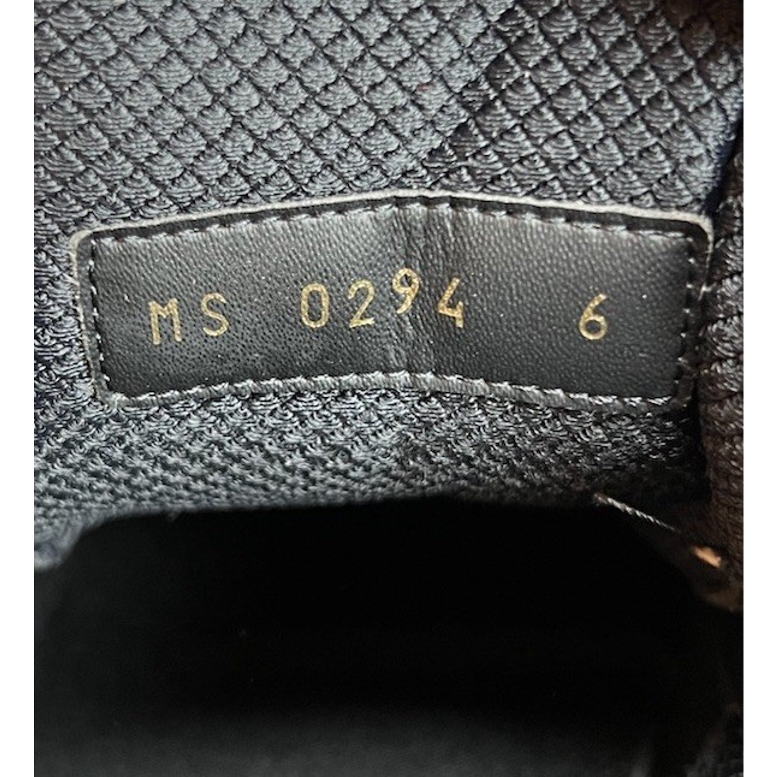 Size 6LV/7US - Louis Vuitton Runner Tatic Silver/Red