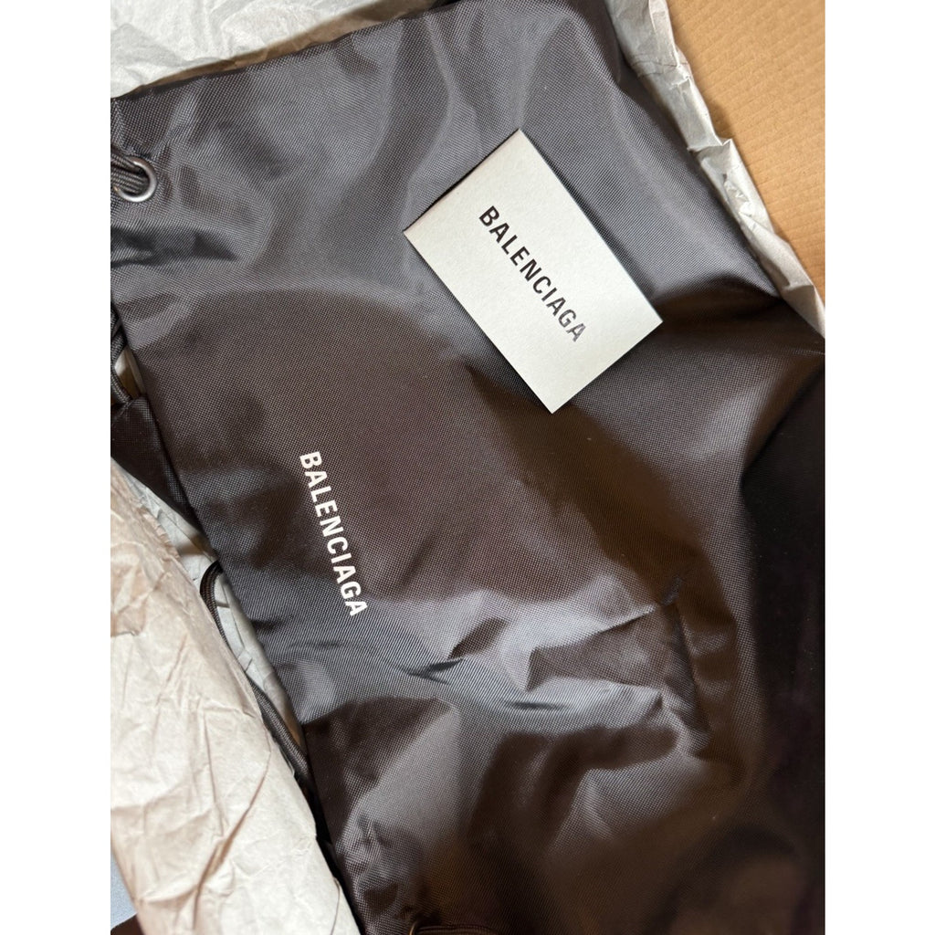 Size 35EU/5W - Balenciaga Runner Distressed Graffiti NEW