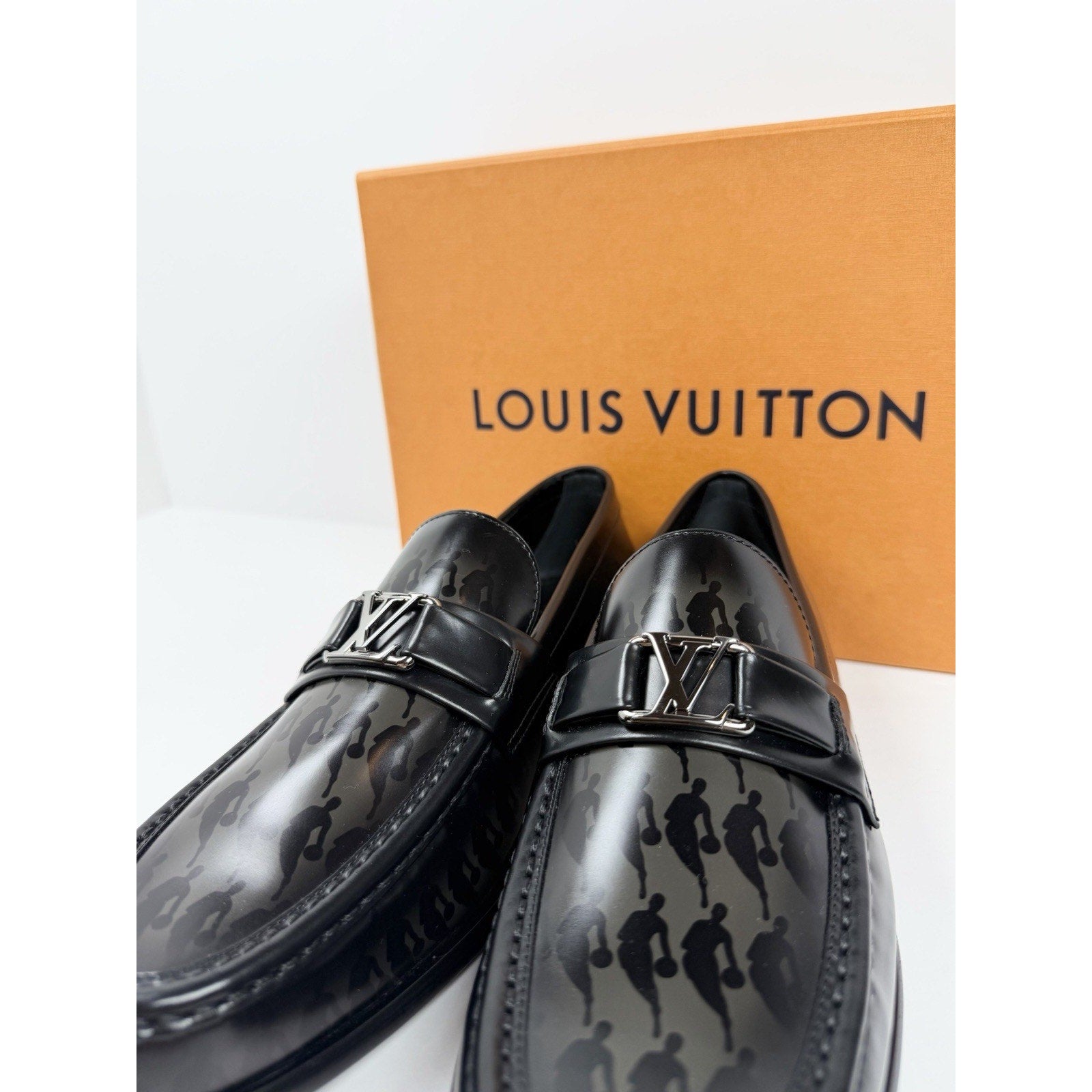 Size 7LV/8US - Louis Vuitton x NBA Major Loafers NEW