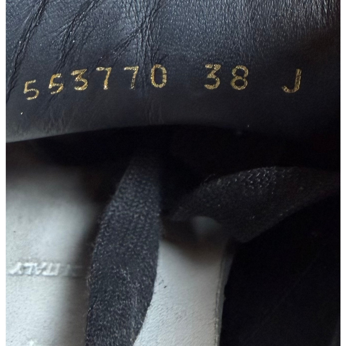 Size 38/8 - Alexander McQueen Black White Womens