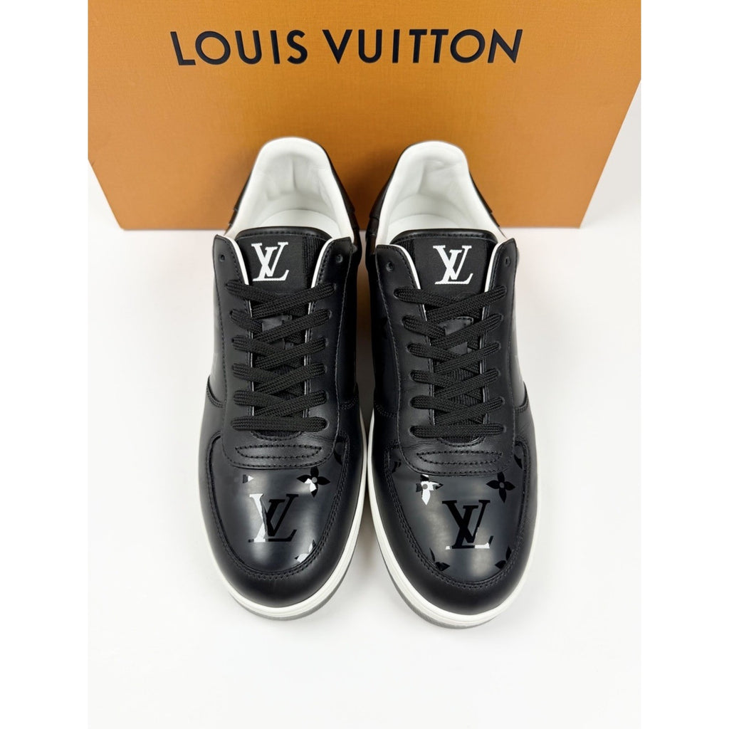Size 7UK/8US - Louis Vuitton Rivoli Sneaker Low Like New