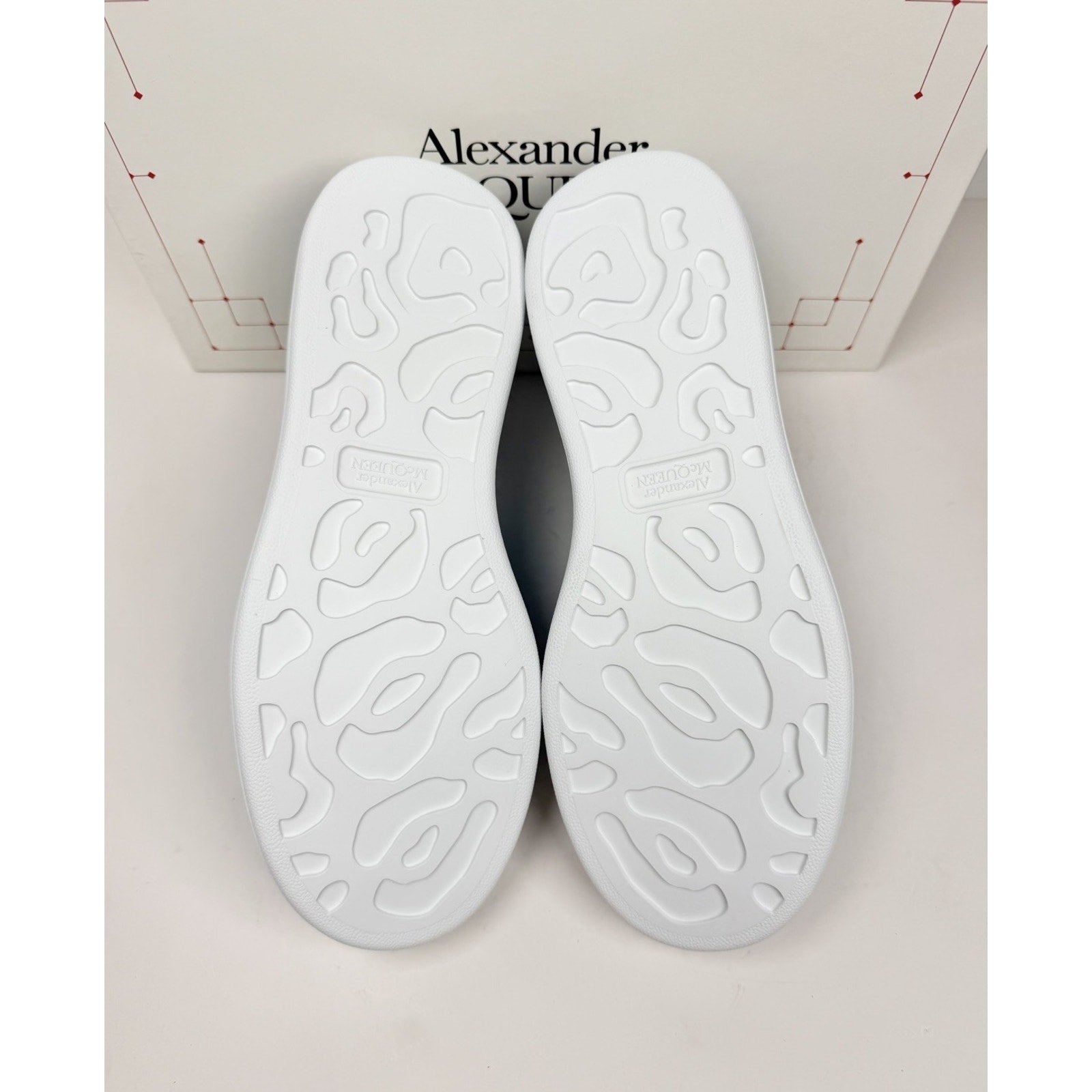 Size 7US - Alexander McQueen Oversized NEW