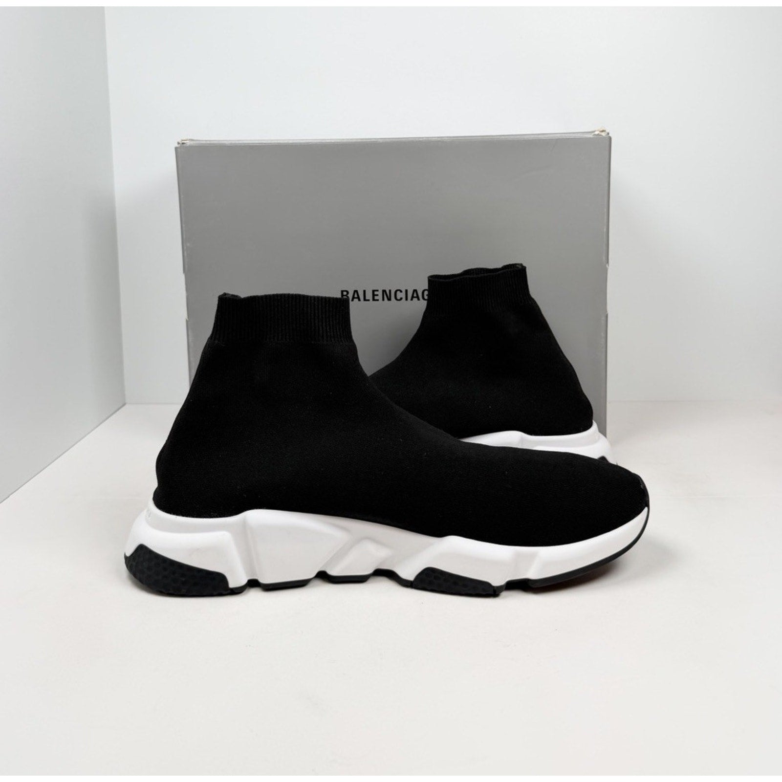 Size 46EU/13US - Balenciaga Speed Trainers Black Red Like New