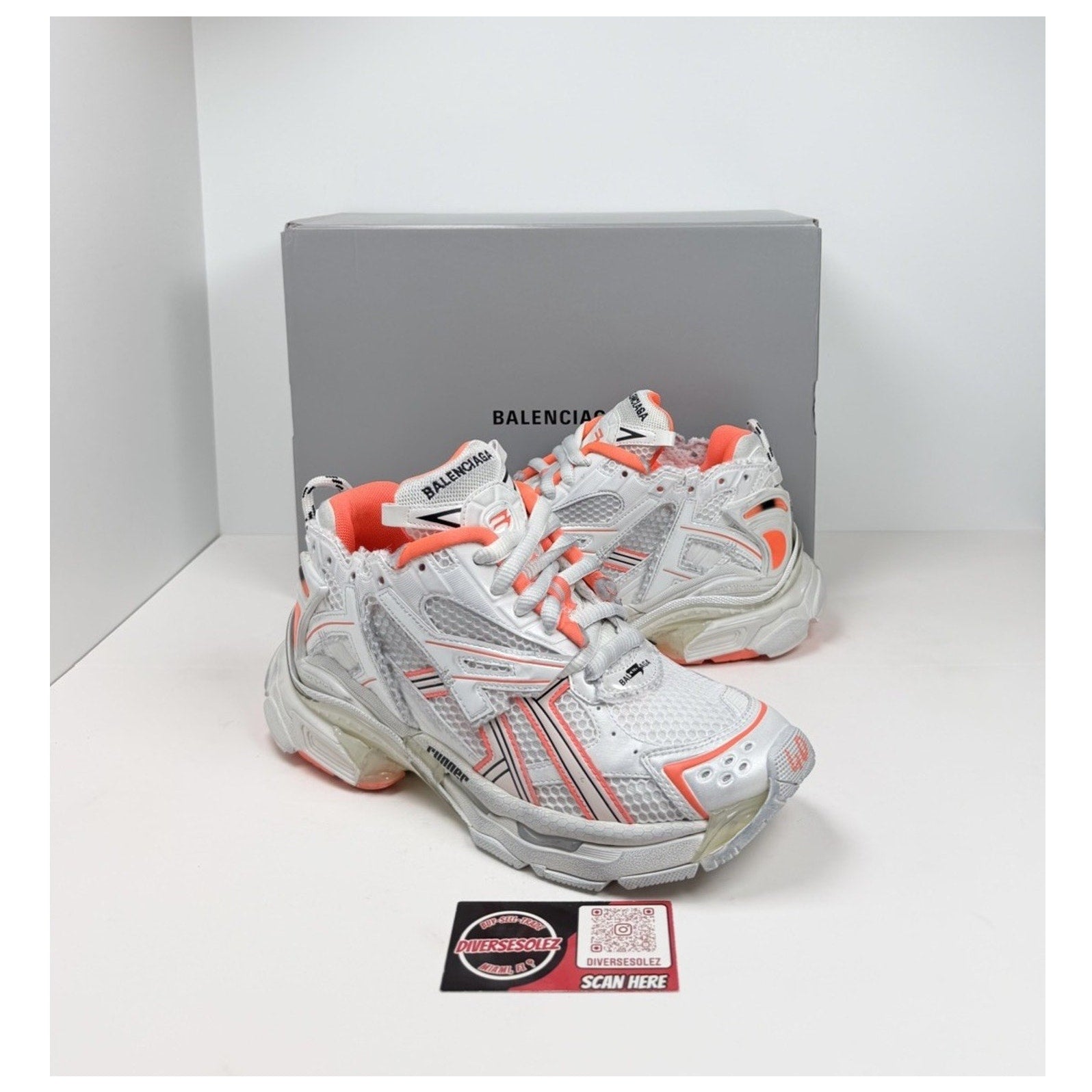 Size 40EU/7US - Balenciaga Runner White/Runner Sneakers NEW
