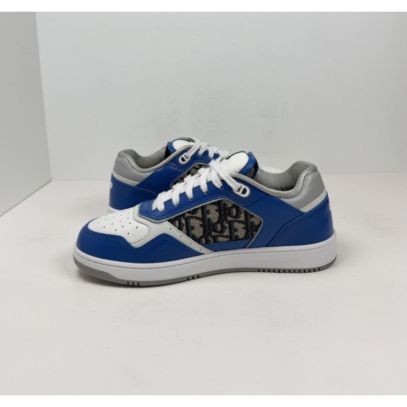 Size 41EU/8US - Dior B27 Blue White Oblique