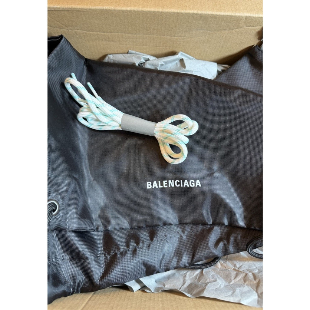Size 35EU/5W - Balenciaga Triple S Turquoise NEW