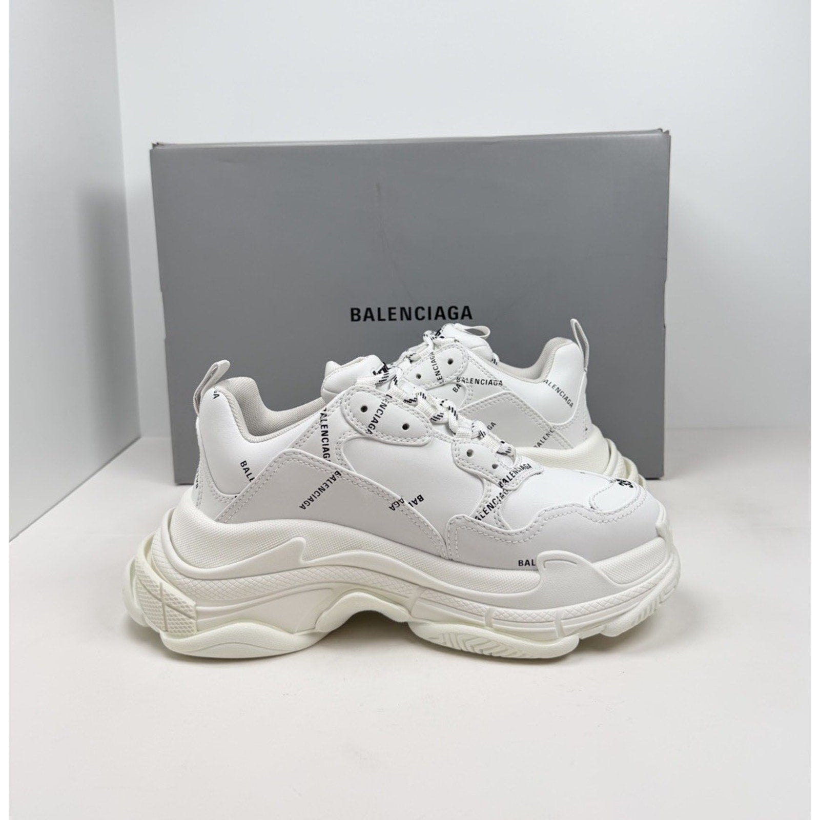 Size 39EU/6US - Balenciaga Triple S Allover Logo Sneakers🤍 New/Retail $1.2K!