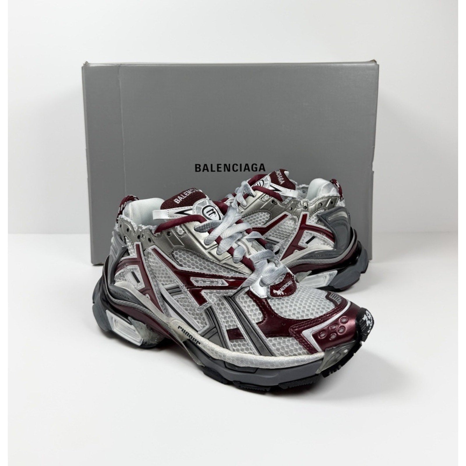 Size 39EU/6US - Balenciaga Runner Burgundy NEW!