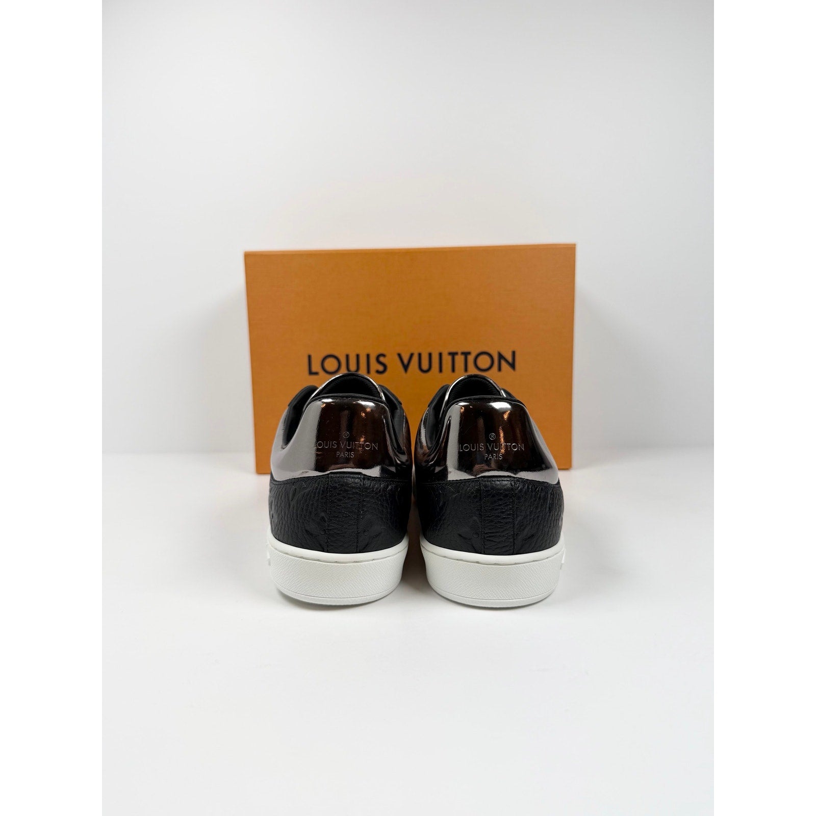 Size 8LV/9US - Louis Vuitton Luxembourg Black NEW