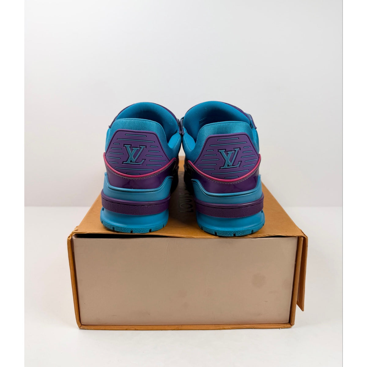 Size 8LV/9US - Louis Vuitton Trainer Purple Teal