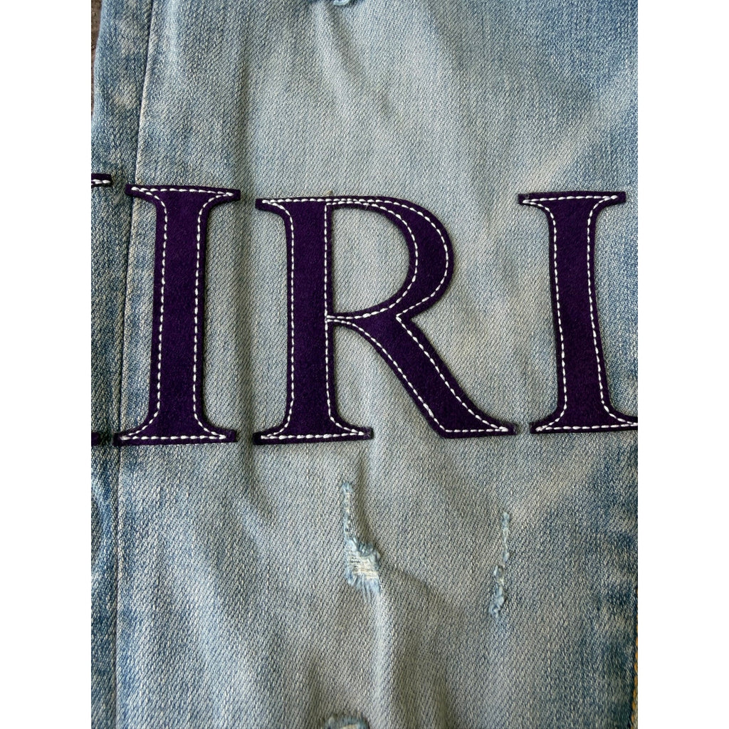 Size 28 - Amiri Serif Logo Jeans