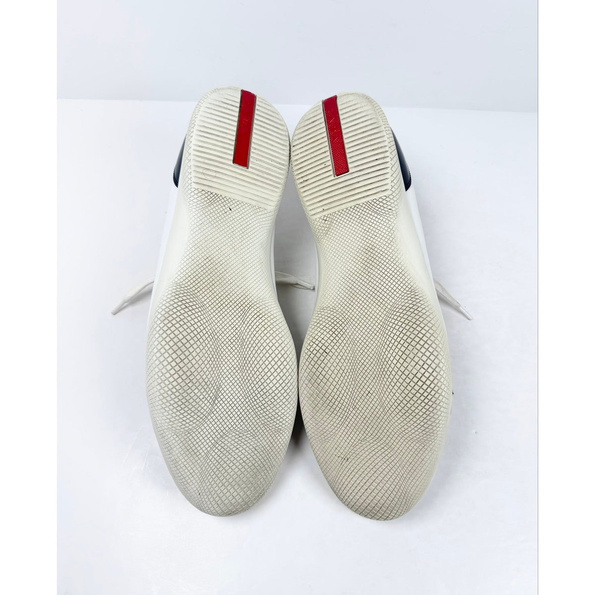 Size 10UK/11US - Prada Offshore Leather Low Top