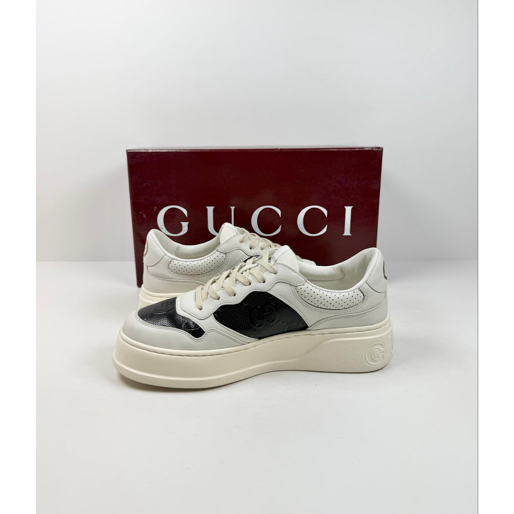 Size 8US - Gucci Embossed Leather Low Top