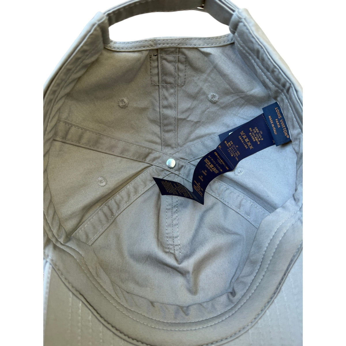 Louis Vuitton Signature Cap