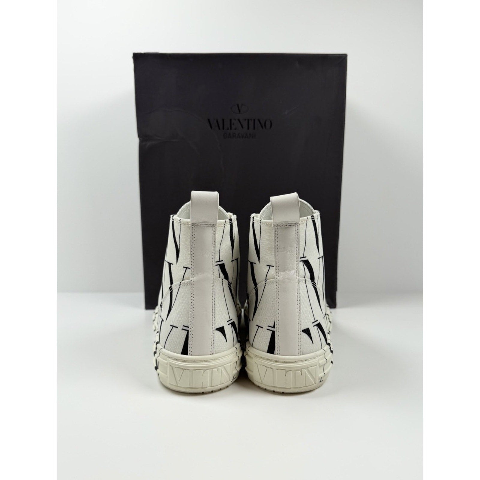 Size 40EU/7US - Valentino VLTN High Top White Sneakers