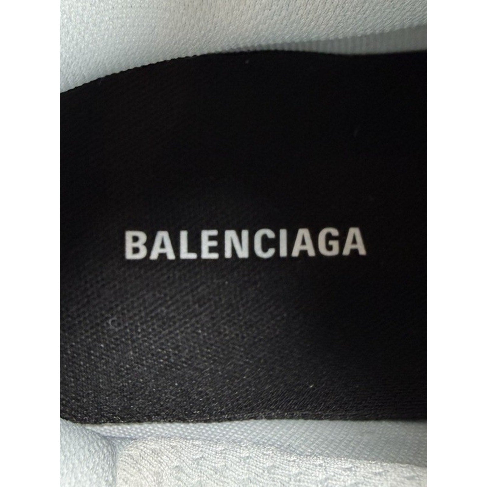 Size 39EU/6US - Balenciaga Runner Burgundy NEW!
