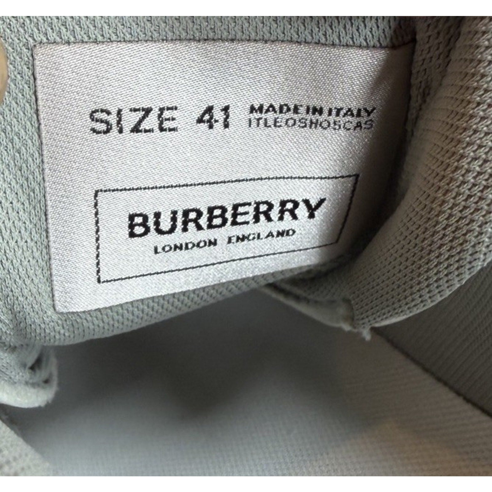 Size 41EU/8US - Burberry Arthur White Brown