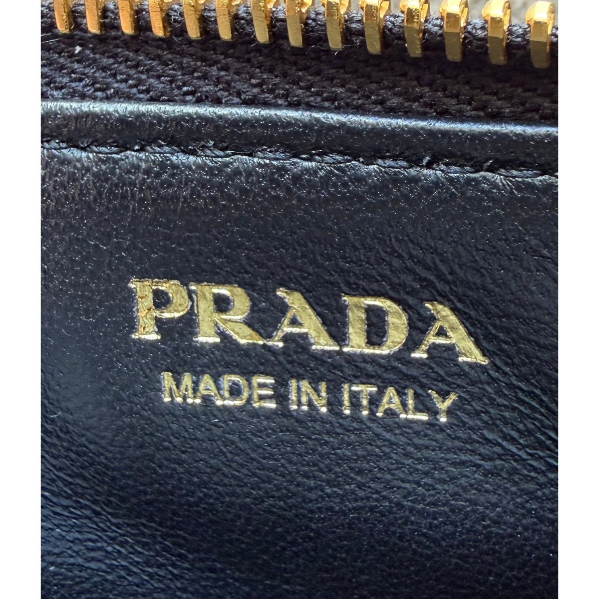 Prada Saffiano Leather Card Holder NEW