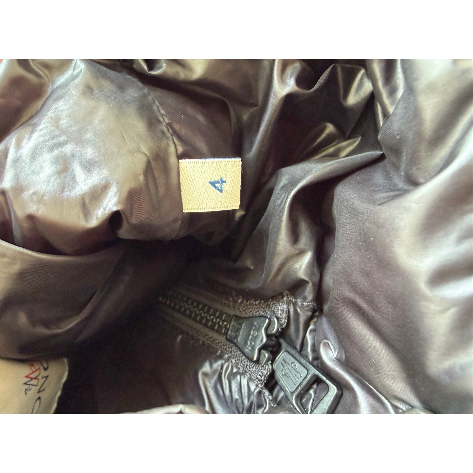 Size L - Moncler Puffer Jacket