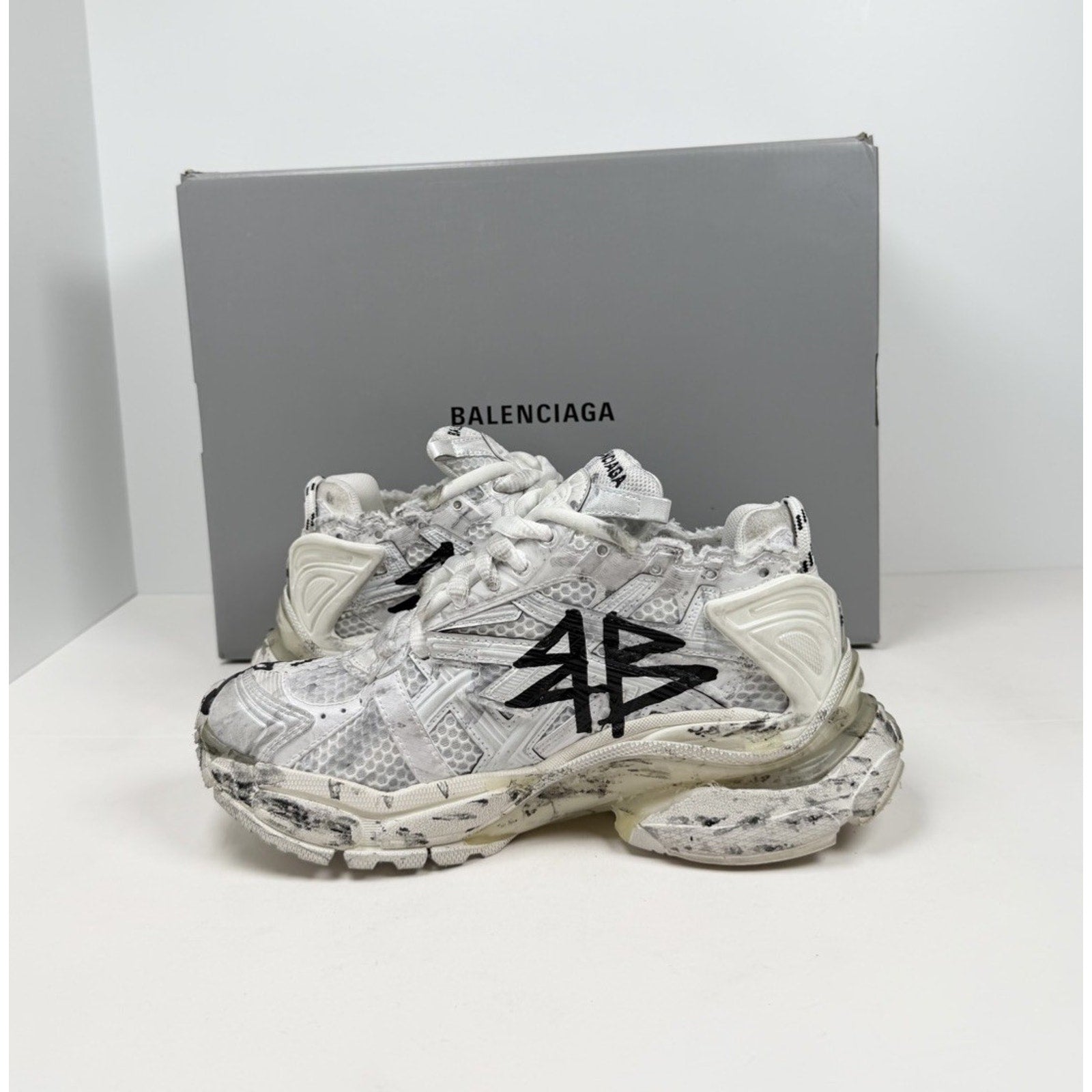 Size 35EU/5W - Balenciaga Runner Distressed Graffiti NEW