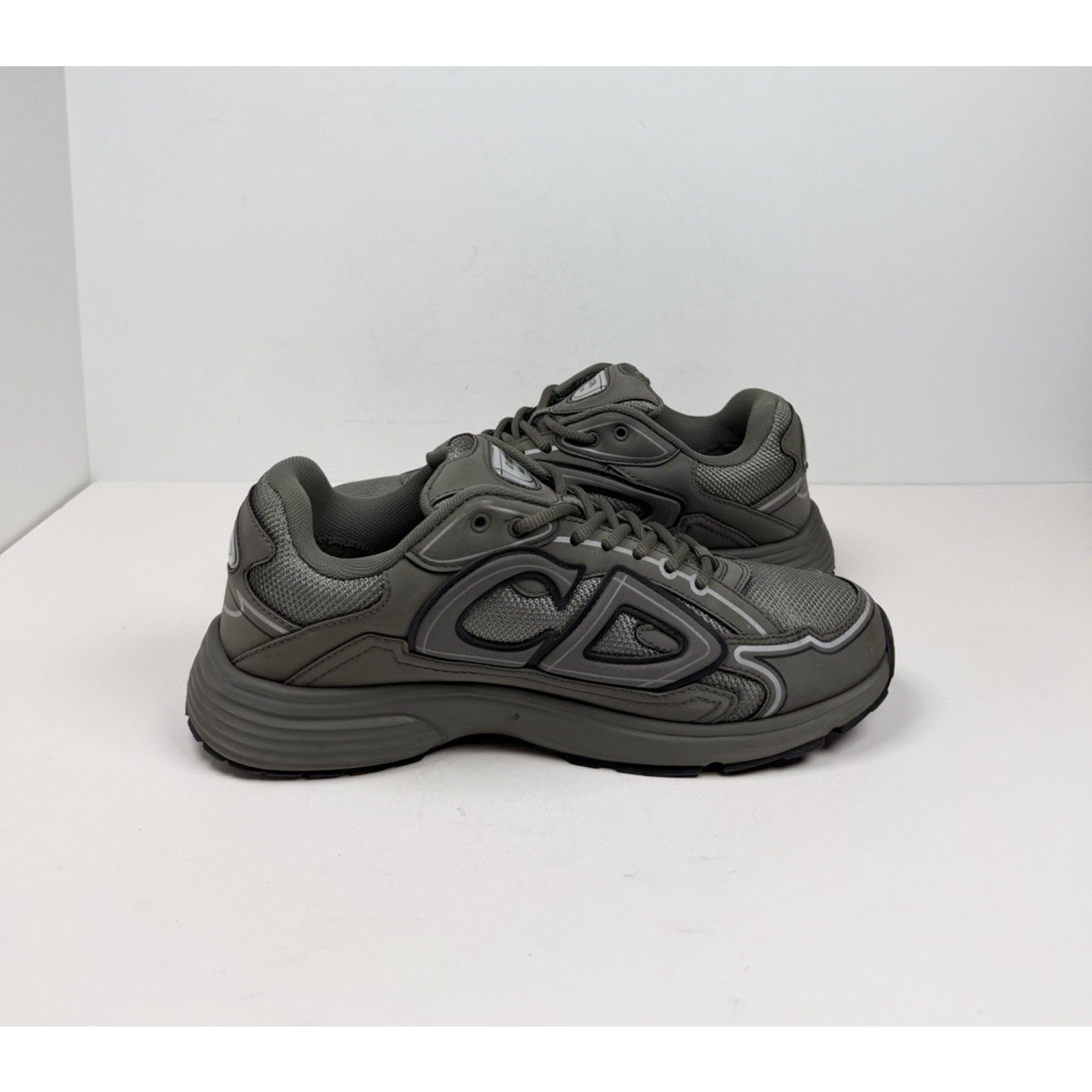 Size 41EU/8US - Dior B30 Reflective Olive Sneakers🫒 Retail $1,150!