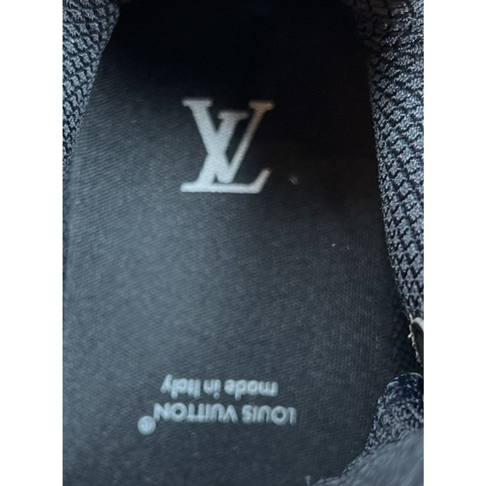 Size 6LV/7US - Louis Vuitton Runner Tatic Silver/Red