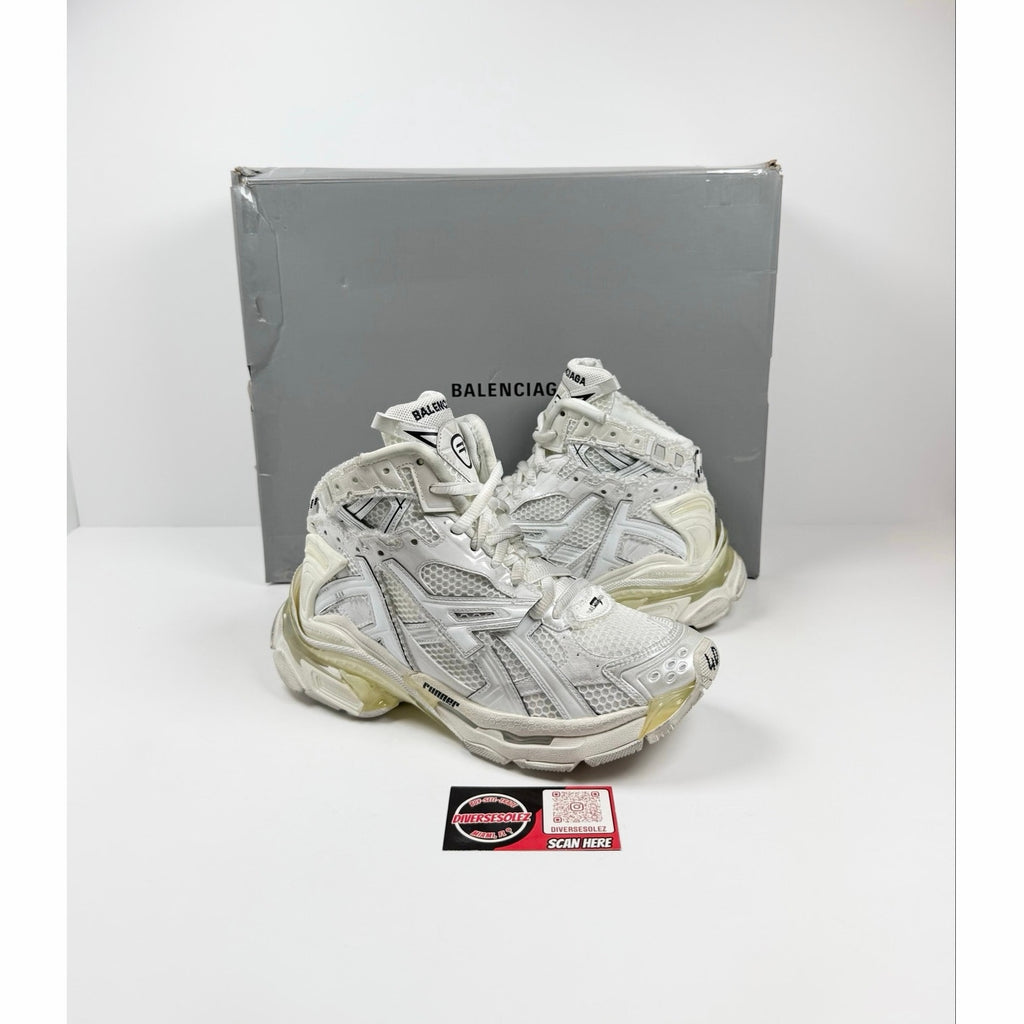 Size 40EU/7US - Balenciaga Runner Distressed High Top NEW