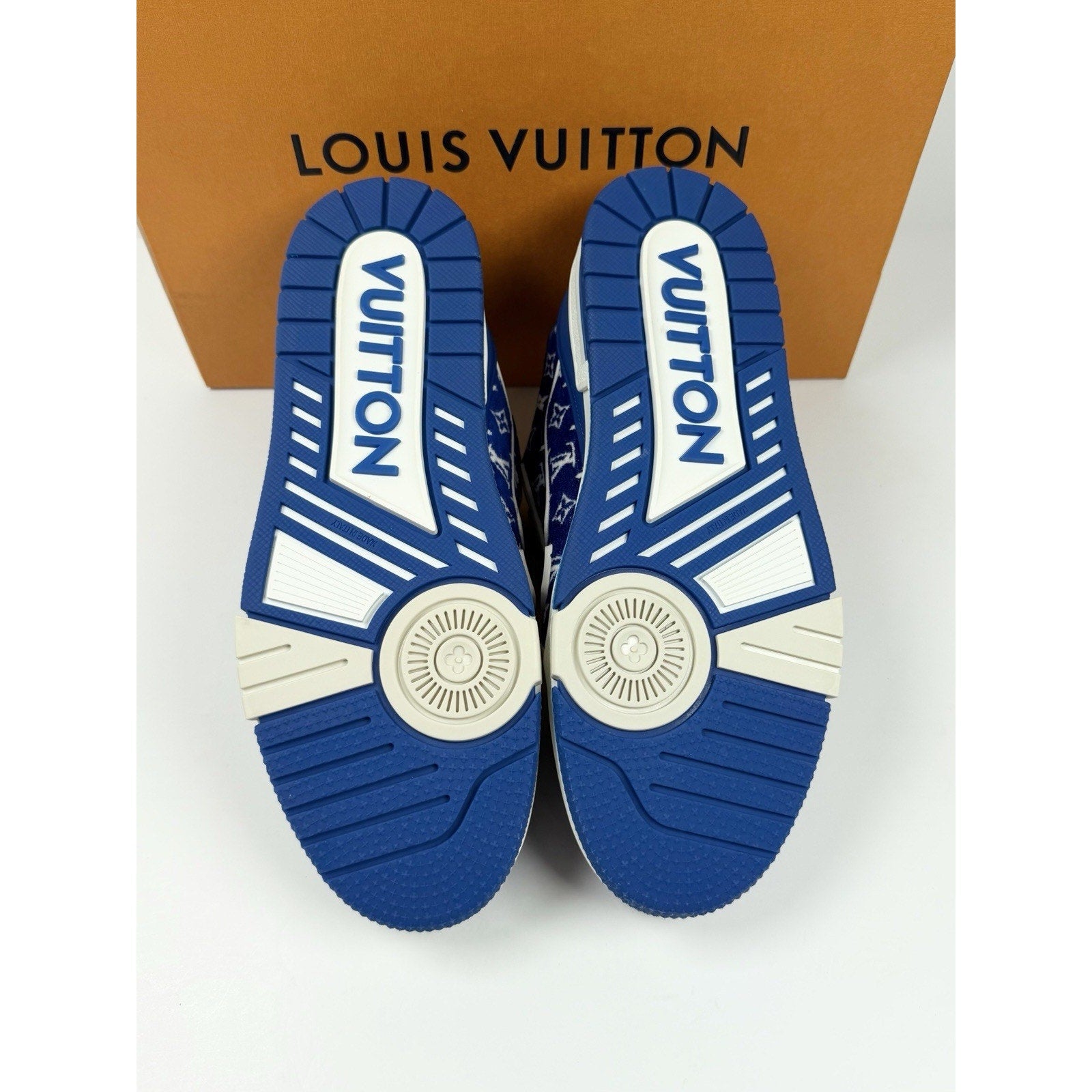 Size 8UK/9US - Louis Vuitton Monogram Textile Trainer NEW