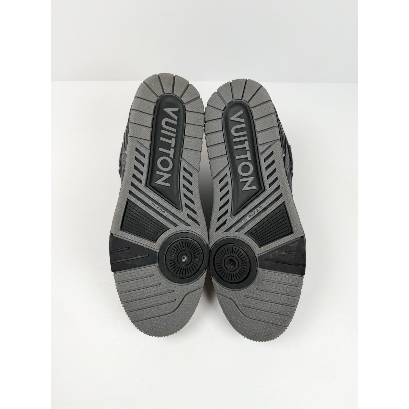 Size 7LV/8US - Louis Vuitton x Nigo Denim Trainer