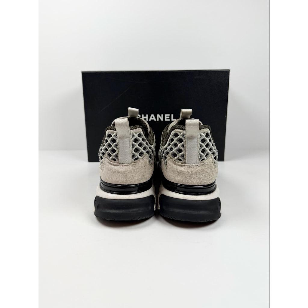 Size 42EU/9US - Chanel Interlocking CC Sneakers