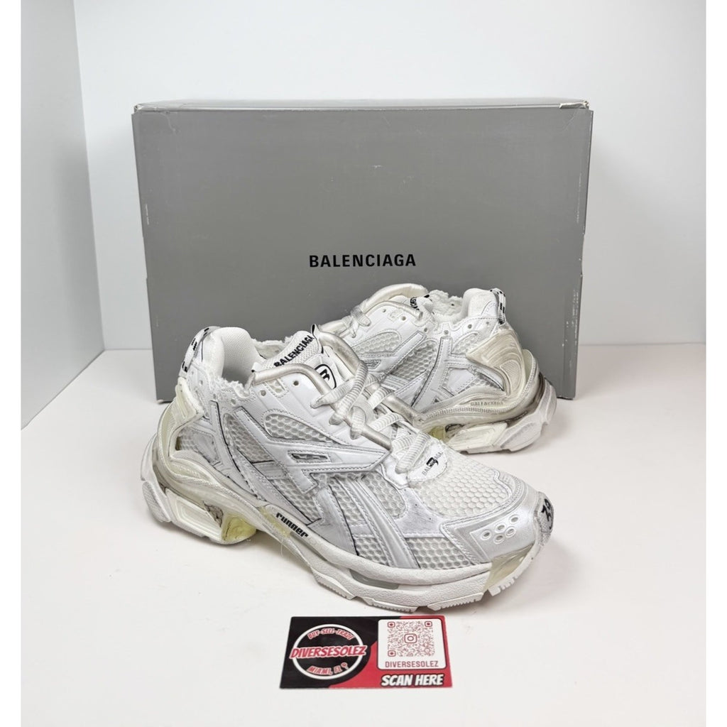 Size 39EU/6US - Balenciaga Runner White Distressed NEW