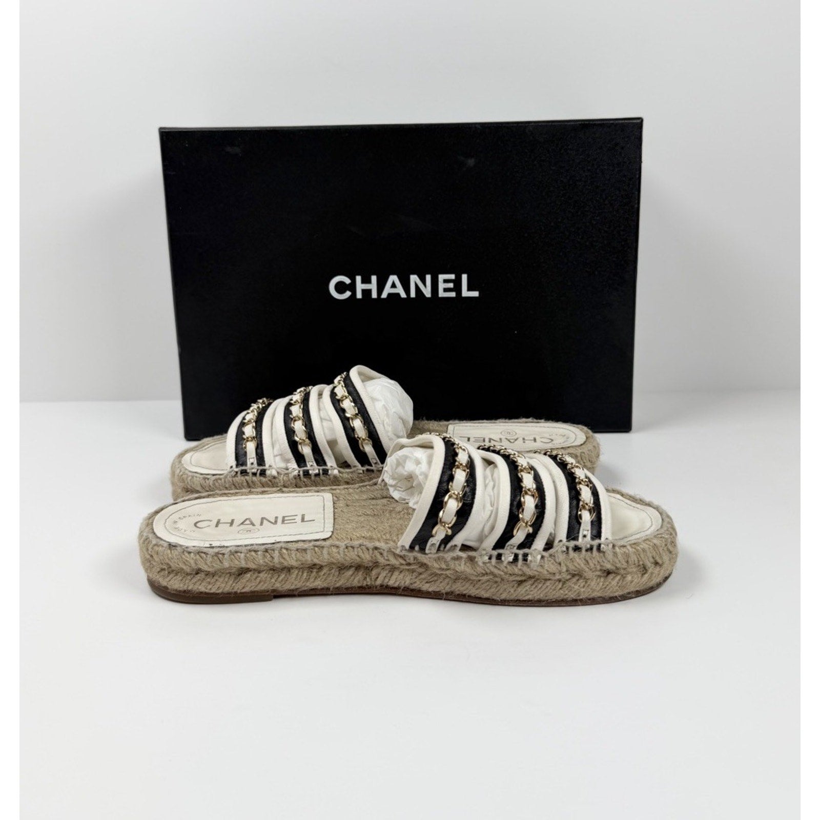 Size 36EU/6W - Chanel Chain Link Leather Espadrilles