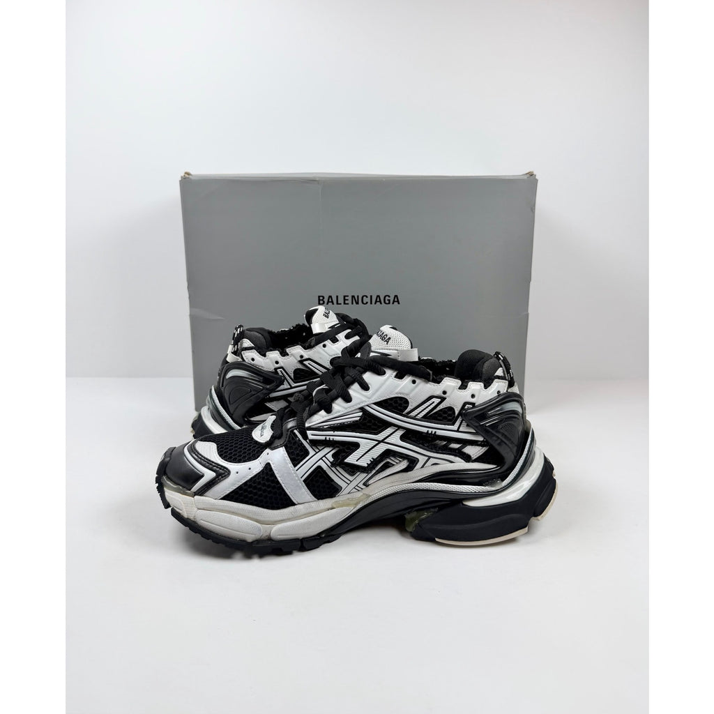 Size 43EU/10US - Balenciaga Runner Black White