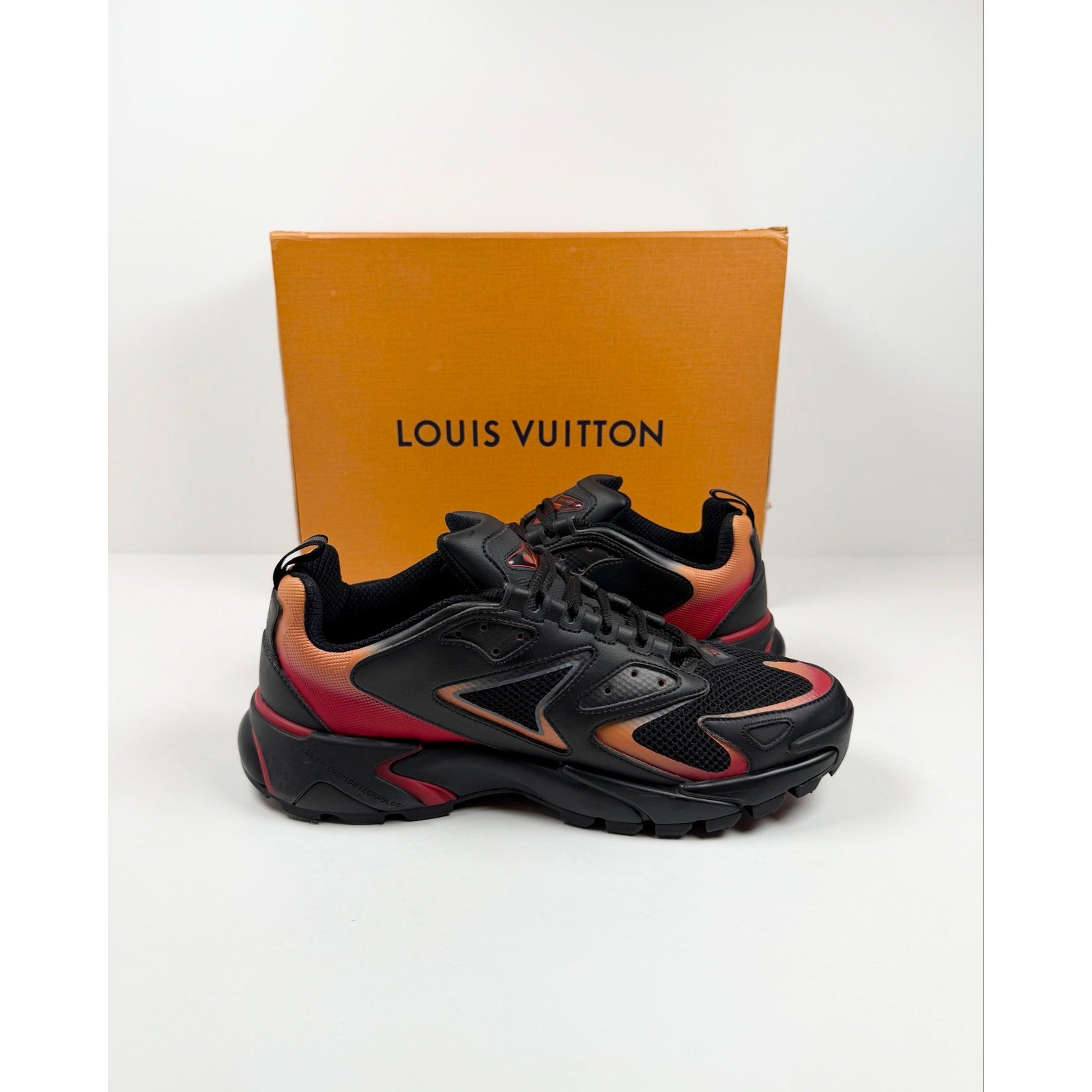 Size 8.5UK/9.5US - Louis Vuitton Tatic Runner Like New!