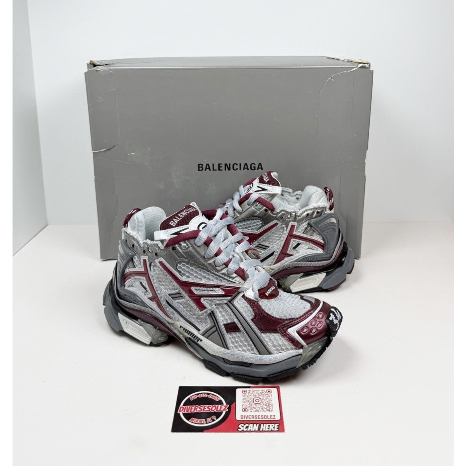 Size 34EU/4W - Balenciaga Runner Sneakers Burgundy NEW