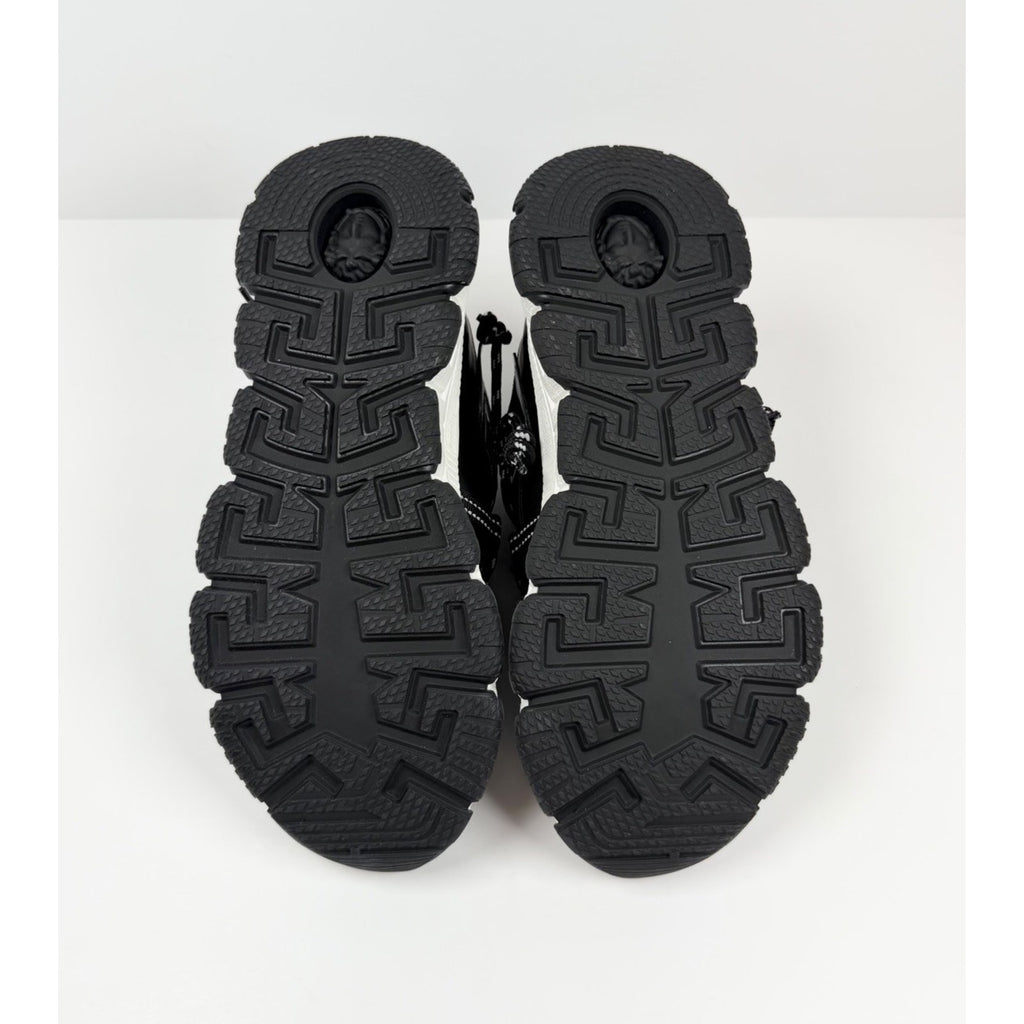 Size 40EU/7US - Versace Trigreca Black Sneakers NEW!