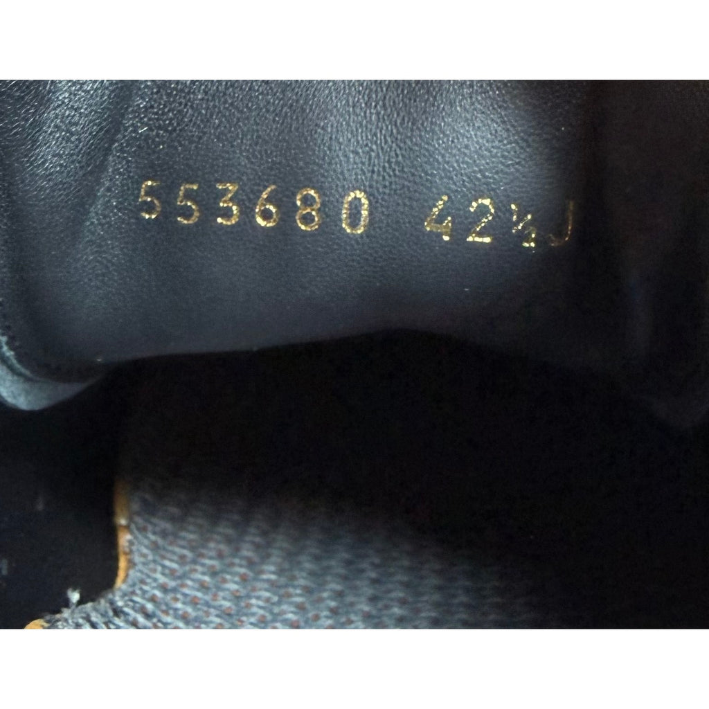 Size 9.5US - Alexander McQueen Black White