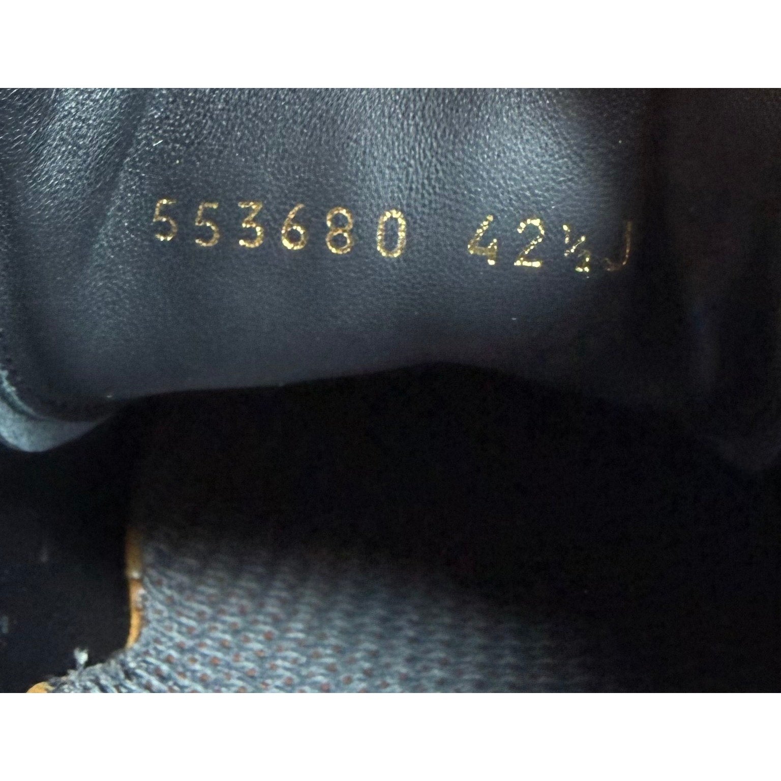 Size 9.5US - Alexander McQueen Black White