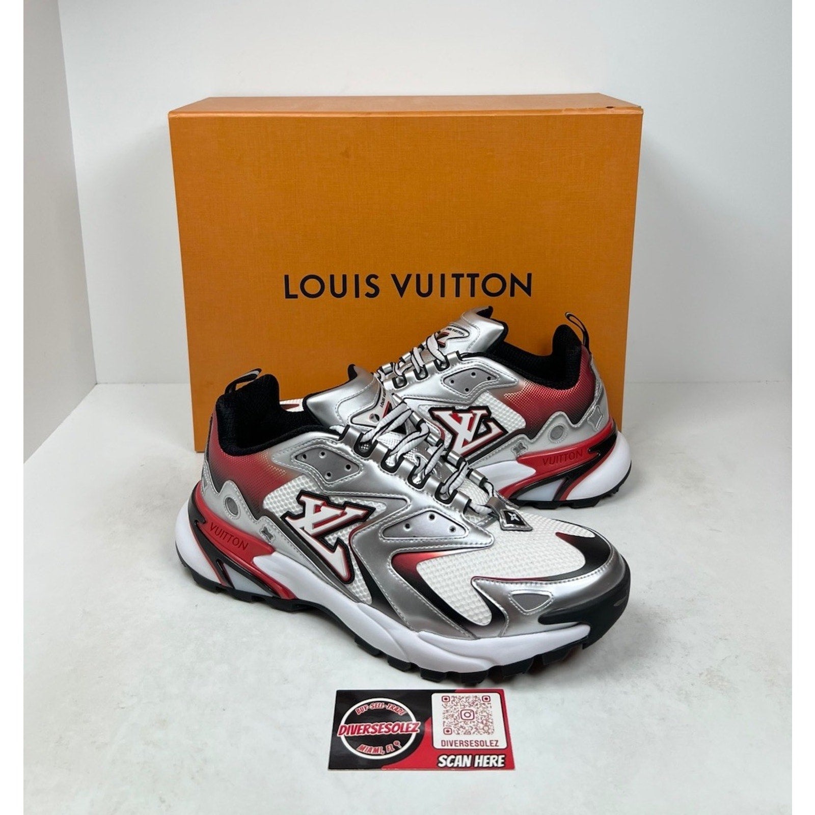 Size 6LV/7US - Louis Vuitton Runner Tatic Silver/Red