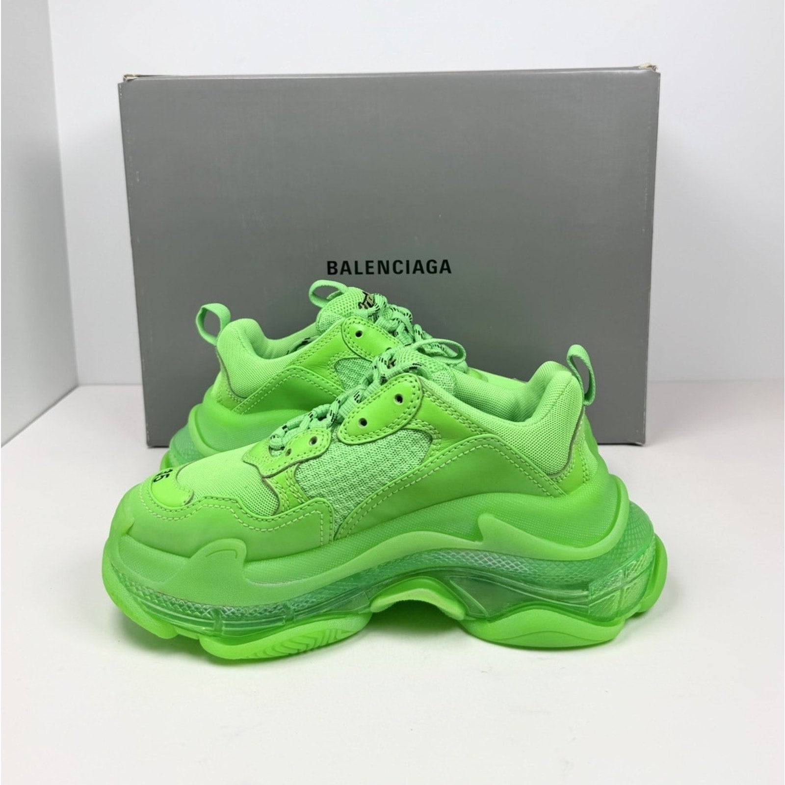 Size 35EU/5W - Balenciaga Triple S Fluo Green NEW