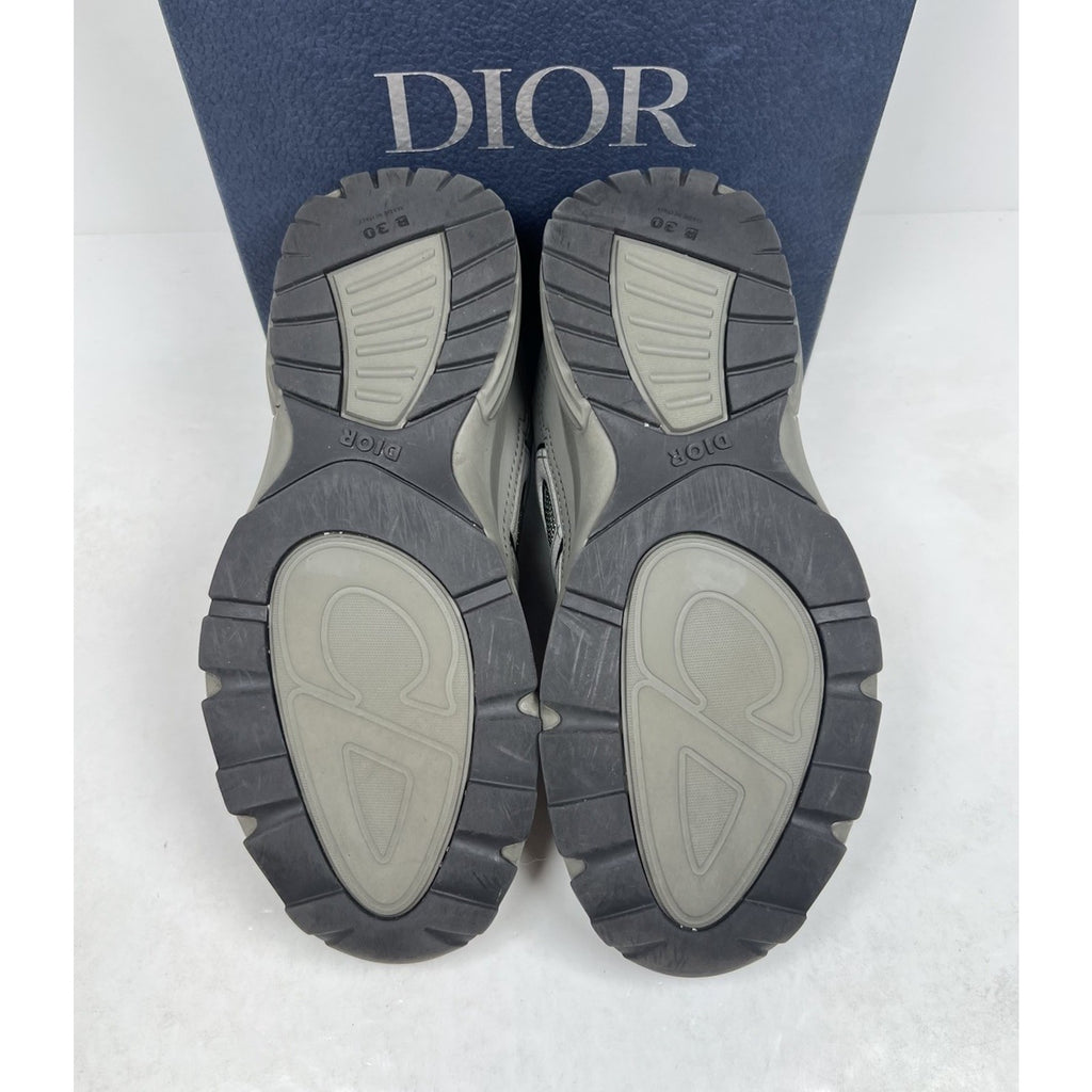 Size 40EU/7US - Dior B30 Reflective Olive