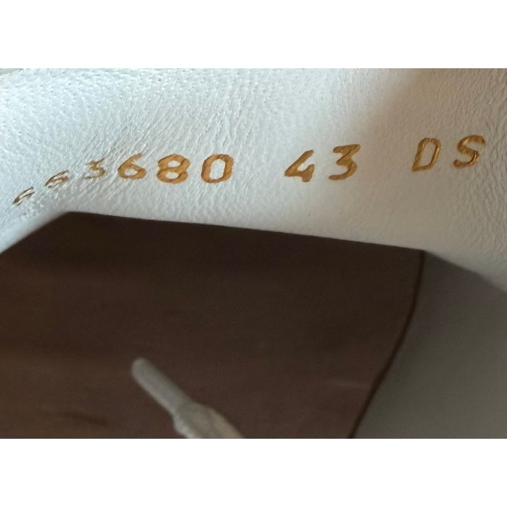 Size 43EU/10US - Alexander McQueen White Gold