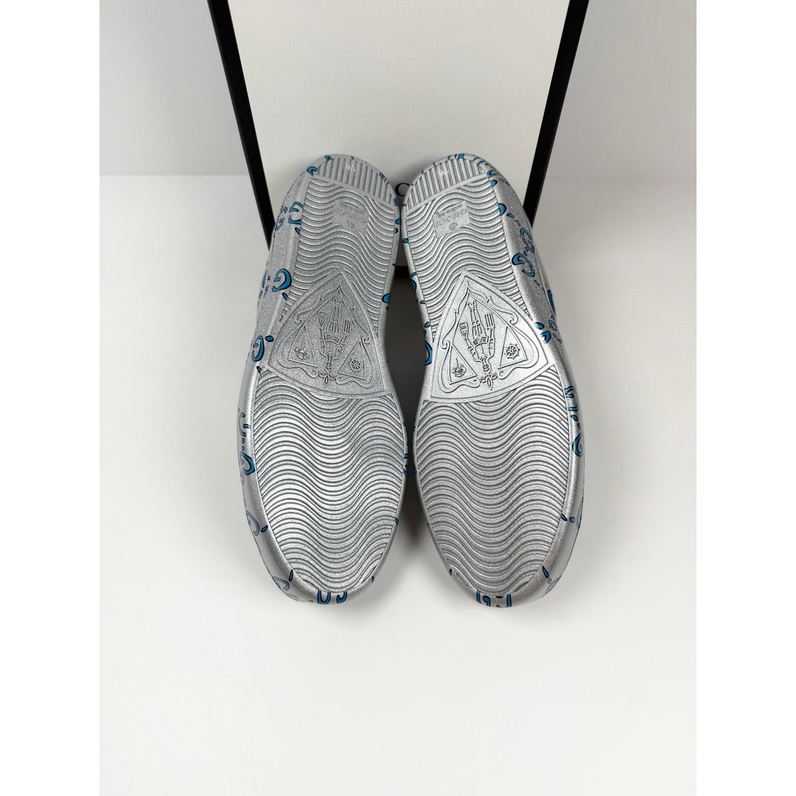 Size 8US - Gucci Ace GG Metallic Silver NEW