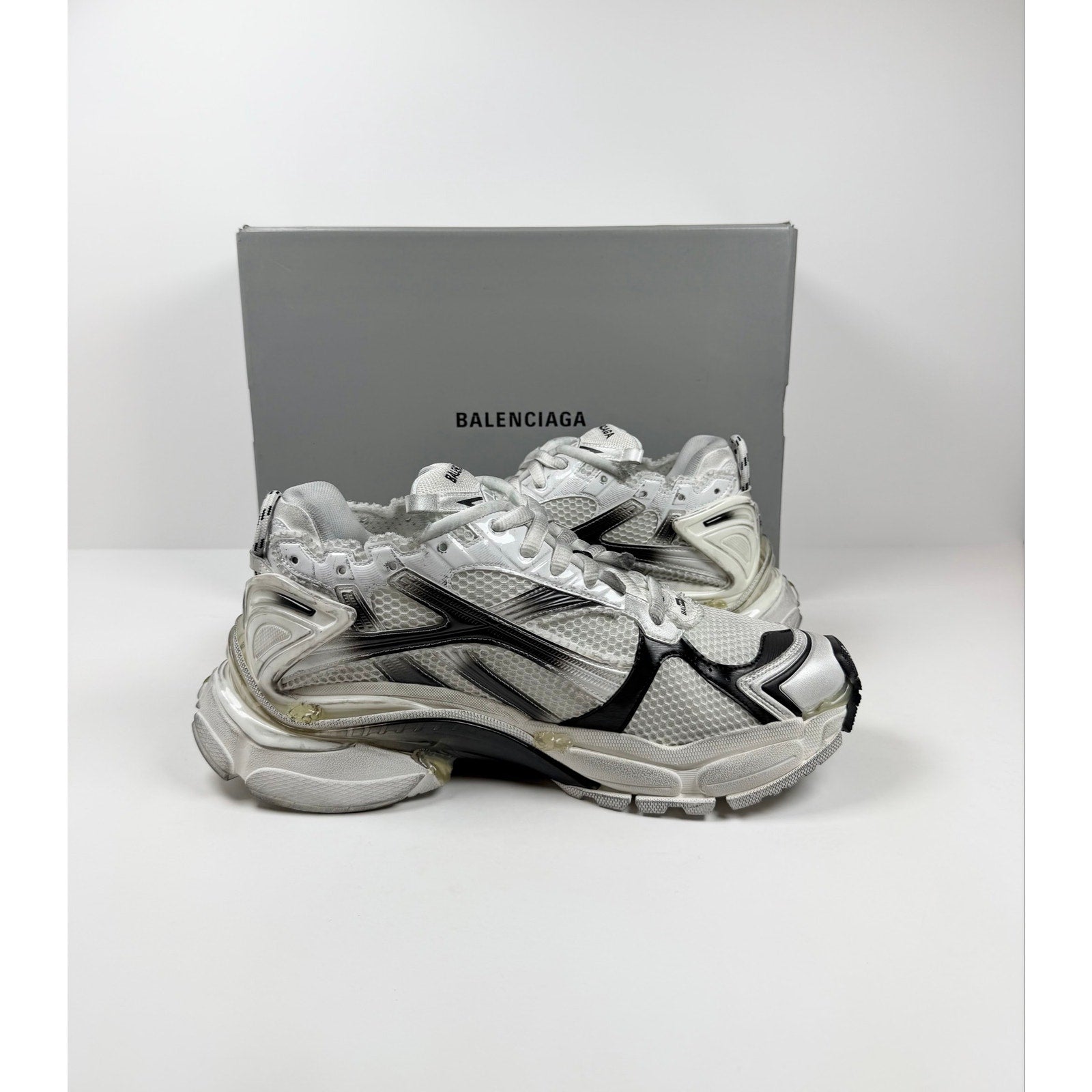 Size 46EU/13US - Balenciaga Runner White Black NEW