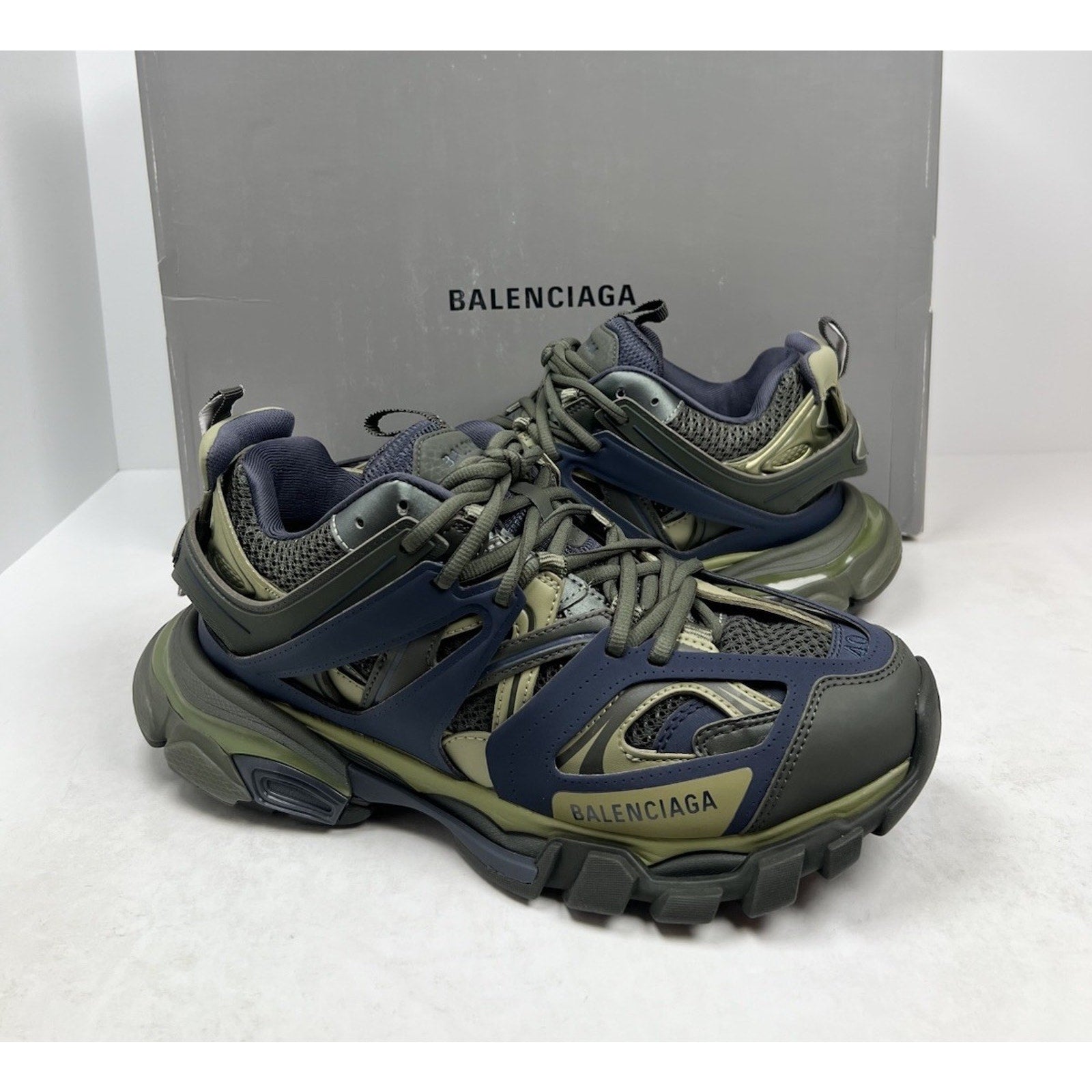 Size 40EU/7US - Balenciaga Track Green/Navy/Yellow NEW