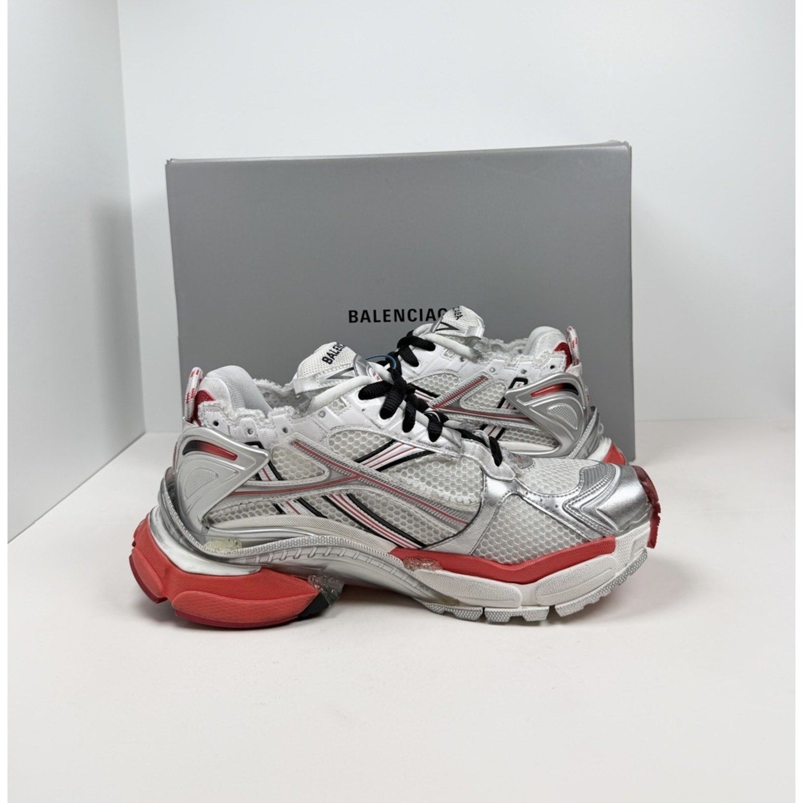 Size 43EU/10US - Balenciaga Runner White Red Black NEW