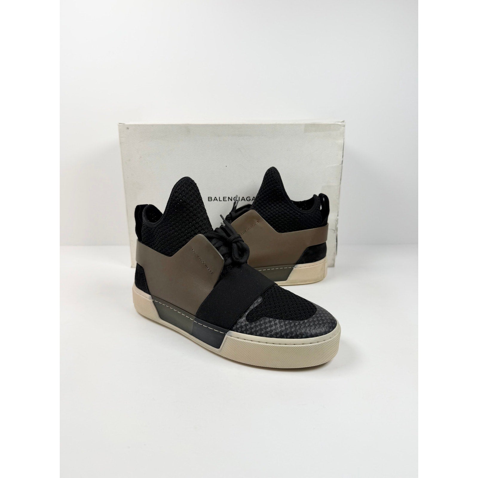 Size 40EU/7US - Balenciaga Knit High Top
