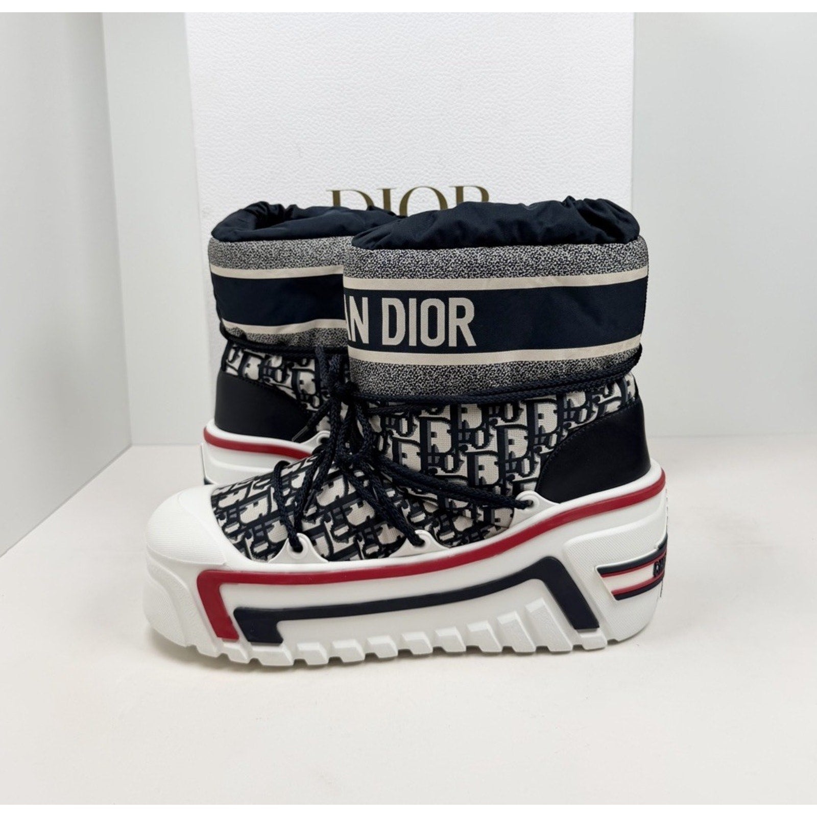 Fits Size (8-9) Christian Dior Alps Snow Boots NEW