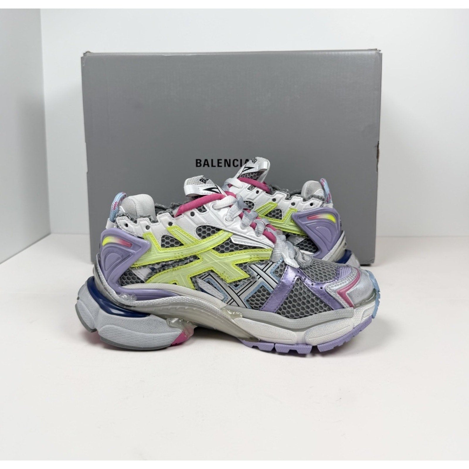 Size 35EU/5W- Balenciaga Runner Multicolor NEW