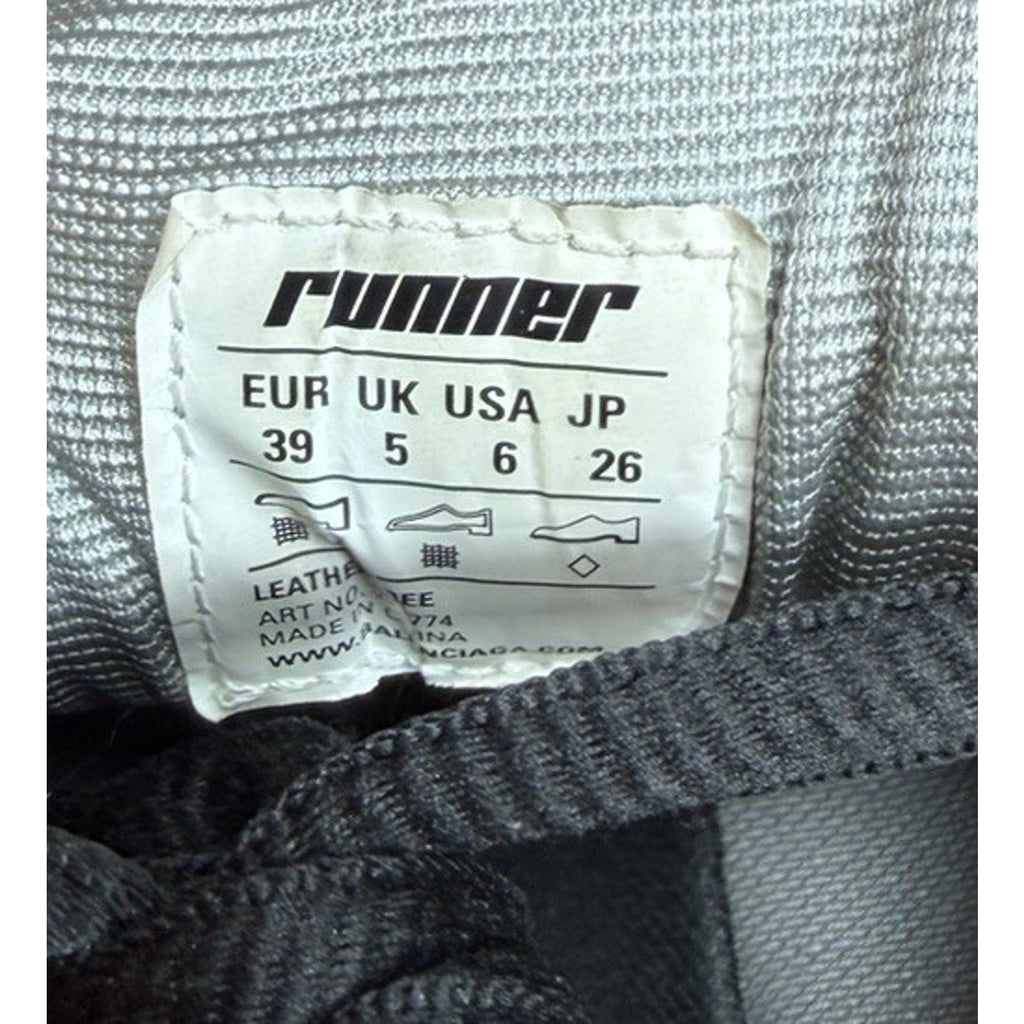 Size 39EU/6US - Balenciaga Runner Distressed